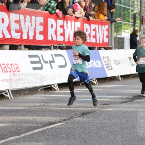 25.04.2025 - Das Zehntel Lena Gebhardt http://msf.ph/oto/7775363 26.04.2025 08:49:51 Ziel 1107, 1116, 1131, 1537, 1750, 2014, 2383, 2995, 3539, 3540 meine-sportfotos.de