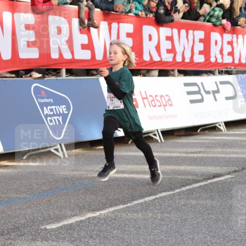 25.04.2025 - Das Zehntel Lena Gebhardt http://msf.ph/oto/7775519 26.04.2025 08:49:53 Ziel 1107, 1116, 1131, 1537, 1750, 2014, 2383, 2739, 2995, 3539, 3540 meine-sportfotos.de