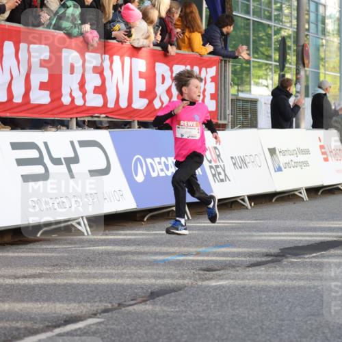 25.04.2025 - Das Zehntel Lena Gebhardt http://msf.ph/oto/7775626 26.04.2025 08:49:56 Ziel 1107, 1116, 1131, 1750, 2014, 2363, 2383, 2637, 2739, 2995, 3539, 3540 meine-sportfotos.de