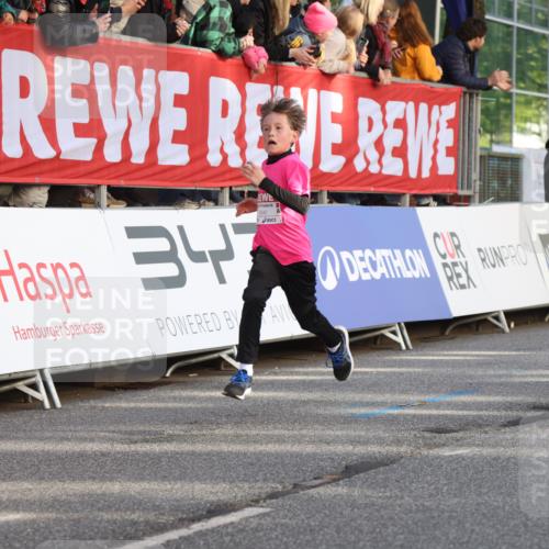 25.04.2025 - Das Zehntel Lena Gebhardt http://msf.ph/oto/7775698 26.04.2025 08:49:56 Ziel 1107, 1116, 1131, 1750, 2014, 2363, 2383, 2637, 2739, 2995, 3539, 3540 meine-sportfotos.de