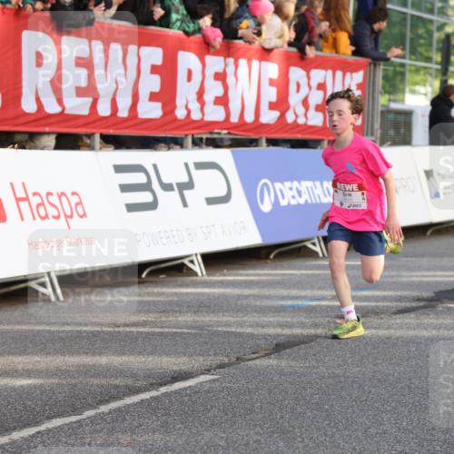 25.04.2025 - Das Zehntel Lena Gebhardt http://msf.ph/oto/7775857 26.04.2025 08:49:57 Ziel 1107, 1116, 1131, 1549, 1750, 2014, 2363, 2383, 2637, 2739, 2995, 3539, 3540 meine-sportfotos.de