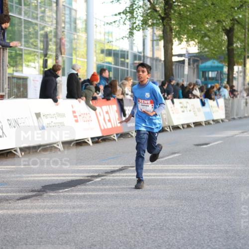 25.04.2025 - Das Zehntel Lena Gebhardt http://msf.ph/oto/7776263 26.04.2025 08:50:07 Ziel 1107, 1131, 1549, 1750, 2014, 2363, 2637, 2655, 2728, 2739, 3455, 3539, 3540 meine-sportfotos.de