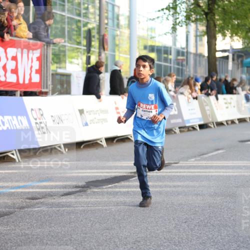 25.04.2025 - Das Zehntel Lena Gebhardt http://msf.ph/oto/7776360 26.04.2025 08:50:07 Ziel 1107, 1131, 1549, 1750, 2014, 2363, 2637, 2655, 2728, 2739, 3455, 3539, 3540 meine-sportfotos.de