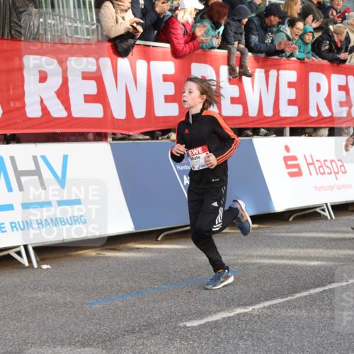 25.04.2025 - Das Zehntel Lena Gebhardt http://msf.ph/oto/7776992 26.04.2025 08:50:19 Ziel 1283, 1549, 1750, 2014, 2208, 2349, 2363, 2637, 2655, 2728, 2739, 2874, 3233, 3455, 3485, 3527, 3528 meine-sportfotos.de