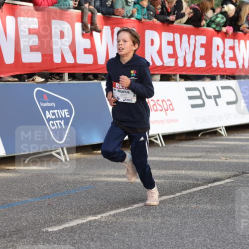 25.04.2025 - Das Zehntel Lena Gebhardt http://msf.ph/oto/7777917 26.04.2025 08:50:31 Ziel 1283, 1458, 1549, 1884, 2098, 2103, 2208, 2349, 2363, 2397, 2492, 2517, 2655, 2728, 2849, 2855, 2874, 3233, 3445, 3455, 3485, 3520, 3527, 3528, 3774, 3812, 3849, 3872 meine-sportfotos.de