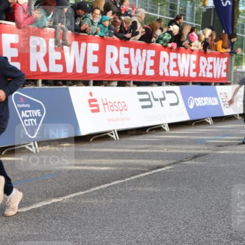 25.04.2025 - Das Zehntel Lena Gebhardt http://msf.ph/oto/7777944 26.04.2025 08:50:32 Ziel 1283, 1458, 1549, 1884, 2098, 2103, 2208, 2349, 2397, 2492, 2517, 2655, 2728, 2800, 2849, 2855, 2874, 3210, 3233, 3445, 3455, 3485, 3520, 3527, 3528, 3774, 3812, 3849, 3872 meine-sportfotos.de