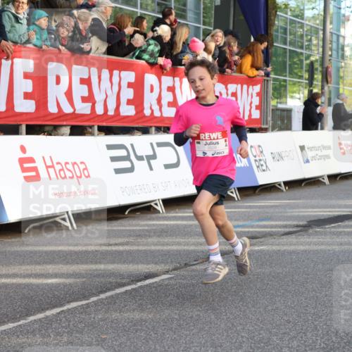 25.04.2025 - Das Zehntel Lena Gebhardt http://msf.ph/oto/7778354 26.04.2025 08:50:43 Ziel 1283, 1458, 1473, 1476, 1884, 2098, 2103, 2156, 2166, 2208, 2349, 2397, 2492, 2517, 2800, 2849, 2852, 2855, 2874, 2903, 2920, 2935, 3210, 3214, 3233, 3445, 3485, 3520, 3527, 3528, 3774, 3812, 3849, 3872 meine-sportfotos.de