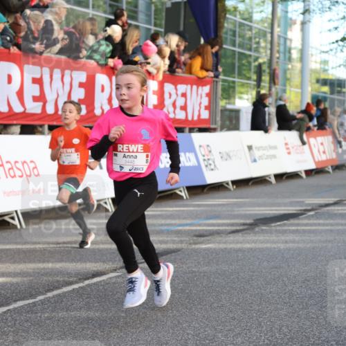 25.04.2025 - Das Zehntel Lena Gebhardt http://msf.ph/oto/7778858 26.04.2025 08:50:50 Ziel 1283, 1458, 1473, 1476, 1884, 2098, 2103, 2156, 2166, 2321, 2325, 2397, 2492, 2517, 2643, 2711, 2731, 2800, 2840, 2849, 2852, 2855, 2903, 2920, 2935, 3210, 3214, 3445, 3520, 3528, 3774, 3782, 3812, 3849, 3872 meine-sportfotos.de