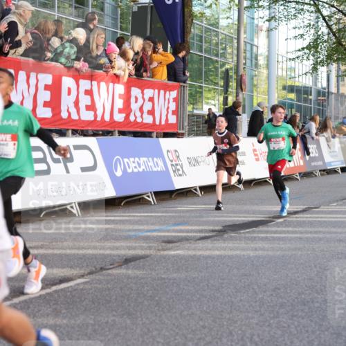 25.04.2025 - Das Zehntel Lena Gebhardt http://msf.ph/oto/7779516 26.04.2025 08:51:02 Ziel 1080, 1087, 1114, 1473, 1476, 1484, 1748, 2156, 2166, 2321, 2325, 2356, 2392, 2474, 2643, 2709, 2711, 2718, 2731, 2734, 2778, 2800, 2827, 2832, 2840, 2852, 2855, 2903, 2920, 2935, 3040, 3210, 3214, 3231, 3445, 3520, 3782, 3812, 3865, 3872 meine-sportfotos.de