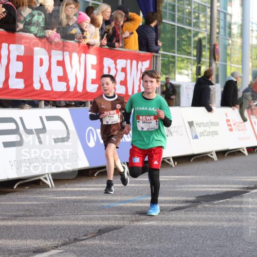 25.04.2025 - Das Zehntel Lena Gebhardt http://msf.ph/oto/7779557 26.04.2025 08:51:03 Ziel 1080, 1087, 1114, 1473, 1476, 1484, 1748, 2156, 2166, 2321, 2325, 2356, 2392, 2474, 2643, 2709, 2711, 2718, 2731, 2734, 2778, 2800, 2827, 2832, 2840, 2852, 2855, 2903, 2920, 2935, 3040, 3210, 3214, 3231, 3445, 3782, 3865 meine-sportfotos.de