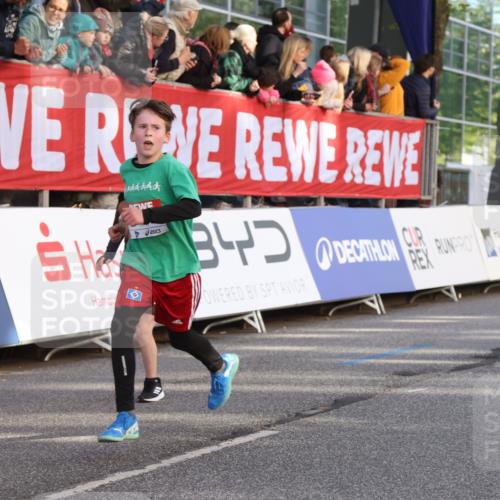 25.04.2025 - Das Zehntel Lena Gebhardt http://msf.ph/oto/7779600 26.04.2025 08:51:04 Ziel 1080, 1087, 1114, 1473, 1476, 1484, 1748, 2156, 2166, 2321, 2325, 2356, 2392, 2474, 2643, 2709, 2711, 2718, 2731, 2734, 2778, 2800, 2827, 2832, 2840, 2852, 2855, 2903, 2920, 2935, 3040, 3210, 3214, 3231, 3445, 3782, 3865 meine-sportfotos.de