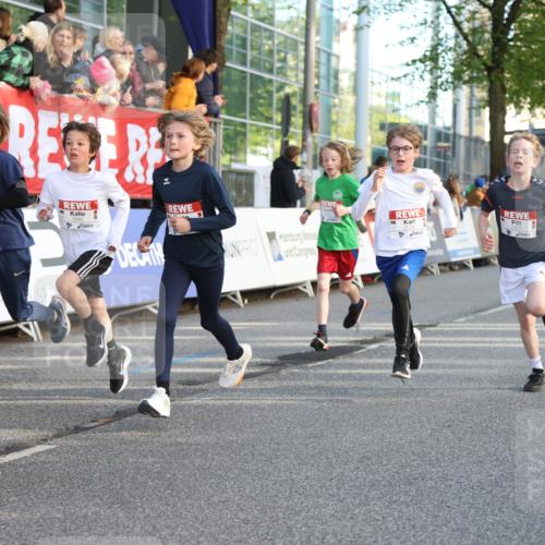 25.04.2025 - Das Zehntel Lena Gebhardt http://msf.ph/oto/7779859 26.04.2025 08:51:14 Ziel 1080, 1087, 1114, 1484, 1748, 1781, 1787, 1922, 2156, 2321, 2325, 2356, 2392, 2474, 2643, 2667, 2672, 2709, 2711, 2718, 2731, 2734, 2778, 2795, 2827, 2832, 2840, 2919, 2935, 3040, 3097, 3231, 3710, 3782, 3808, 3865 meine-sportfotos.de