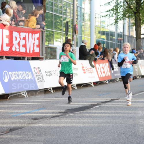 25.04.2025 - Das Zehntel Lena Gebhardt http://msf.ph/oto/7780004 26.04.2025 08:51:18 Ziel 1080, 1087, 1114, 1484, 1488, 1748, 1781, 1787, 1922, 2321, 2325, 2356, 2392, 2474, 2643, 2667, 2672, 2709, 2711, 2718, 2731, 2734, 2778, 2795, 2827, 2832, 2840, 2914, 2919, 3040, 3097, 3099, 3231, 3415, 3710, 3782, 3808, 3865 meine-sportfotos.de