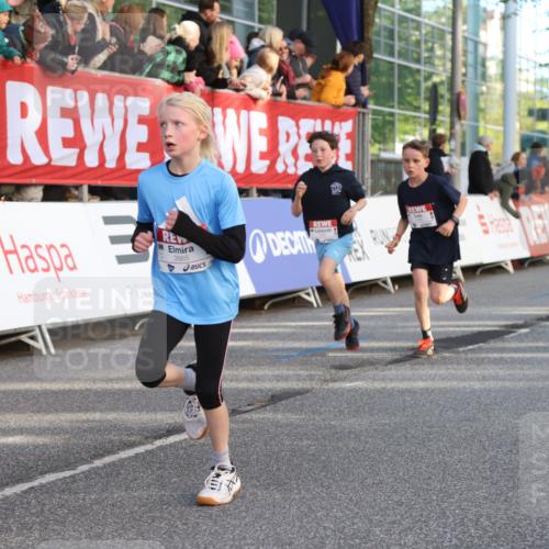 25.04.2025 - Das Zehntel Lena Gebhardt http://msf.ph/oto/7780109 26.04.2025 08:51:20 Ziel 1080, 1087, 1114, 1484, 1488, 1748, 1757, 1781, 1787, 1922, 2309, 2321, 2325, 2356, 2392, 2474, 2667, 2672, 2709, 2711, 2718, 2731, 2734, 2778, 2795, 2827, 2832, 2840, 2914, 2919, 3040, 3097, 3099, 3188, 3231, 3415, 3710, 3782, 3808, 3865 meine-sportfotos.de