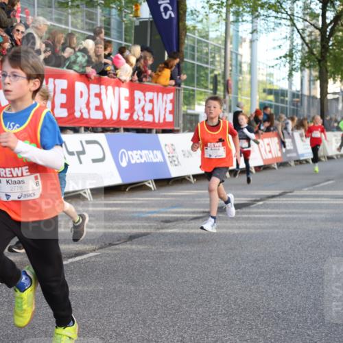 25.04.2025 - Das Zehntel Lena Gebhardt http://msf.ph/oto/7780373 26.04.2025 08:51:26 Ziel 1080, 1087, 1114, 1177, 1484, 1488, 1546, 1748, 1757, 1781, 1787, 1922, 1943, 2010, 2213, 2309, 2356, 2392, 2474, 2621, 2667, 2672, 2684, 2709, 2718, 2734, 2778, 2795, 2827, 2832, 2848, 2853, 2907, 2914, 2919, 2960, 3040, 3049, 3097, 3099, 3188, 3231, 3415, 3710, 3808, 3865, 3877 meine-sportfotos.de