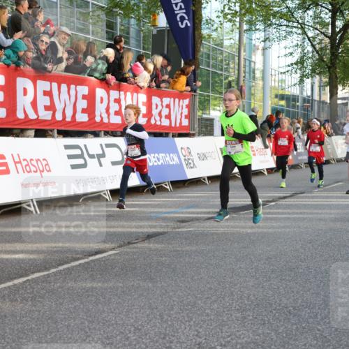 25.04.2025 - Das Zehntel Lena Gebhardt http://msf.ph/oto/7780401 26.04.2025 08:51:27 Ziel 1080, 1087, 1177, 1484, 1488, 1546, 1748, 1757, 1781, 1787, 1922, 1943, 2010, 2213, 2309, 2348, 2356, 2392, 2474, 2621, 2667, 2672, 2684, 2709, 2718, 2734, 2778, 2795, 2827, 2832, 2848, 2853, 2907, 2914, 2919, 2960, 3040, 3049, 3097, 3099, 3188, 3231, 3415, 3710, 3808, 3865, 3877 meine-sportfotos.de