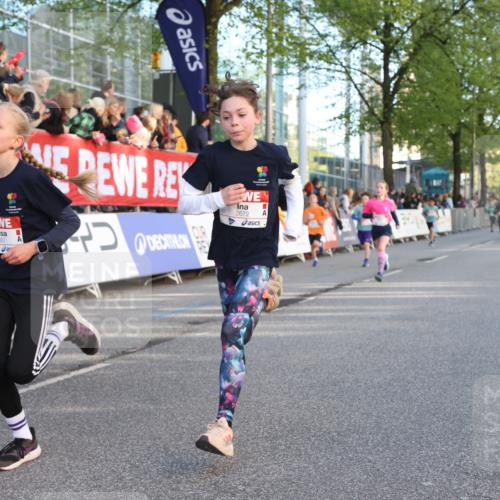 25.04.2025 - Das Zehntel Lena Gebhardt http://msf.ph/oto/7780688 26.04.2025 08:51:34 Ziel 1080, 1087, 1113, 1177, 1488, 1546, 1621, 1757, 1781, 1787, 1922, 1943, 2010, 2213, 2309, 2348, 2356, 2505, 2621, 2644, 2667, 2672, 2684, 2700, 2718, 2779, 2795, 2827, 2832, 2848, 2853, 2907, 2914, 2919, 2960, 2975, 3040, 3049, 3066, 3097, 3099, 3188, 3231, 3415, 3486, 3538, 3710, 3808, 3856, 3877 meine-sportfotos.de