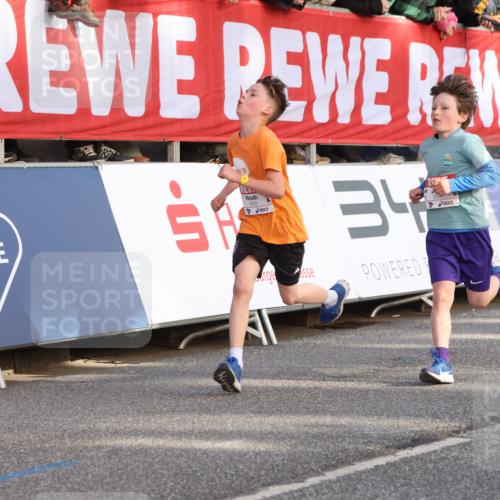 25.04.2025 - Das Zehntel Lena Gebhardt http://msf.ph/oto/7780836 26.04.2025 08:51:37 Ziel 1112, 1113, 1171, 1177, 1488, 1546, 1621, 1757, 1781, 1787, 1922, 1943, 2010, 2213, 2309, 2348, 2481, 2505, 2621, 2644, 2667, 2672, 2684, 2700, 2779, 2795, 2848, 2853, 2907, 2914, 2919, 2960, 2975, 3040, 3049, 3066, 3097, 3099, 3188, 3415, 3486, 3538, 3710, 3808, 3856, 3873, 3877 meine-sportfotos.de