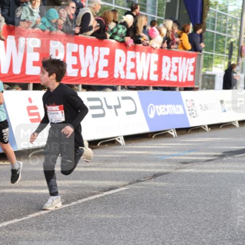 25.04.2025 - Das Zehntel Lena Gebhardt http://msf.ph/oto/7780994 26.04.2025 08:51:41 Ziel 1112, 1113, 1171, 1177, 1488, 1546, 1621, 1757, 1781, 1787, 1922, 1943, 2010, 2213, 2309, 2348, 2481, 2505, 2621, 2644, 2667, 2672, 2684, 2700, 2779, 2848, 2853, 2907, 2914, 2919, 2960, 2975, 3049, 3066, 3097, 3099, 3188, 3415, 3486, 3538, 3710, 3720, 3808, 3856, 3873, 3877 meine-sportfotos.de