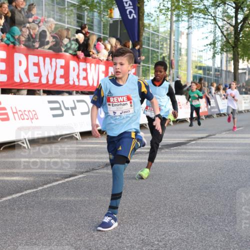 25.04.2025 - Das Zehntel Lena Gebhardt http://msf.ph/oto/7781065 26.04.2025 08:51:42 Ziel 1112, 1113, 1171, 1177, 1488, 1546, 1621, 1757, 1781, 1787, 1922, 1943, 2010, 2213, 2309, 2348, 2481, 2505, 2621, 2644, 2667, 2672, 2684, 2700, 2779, 2848, 2853, 2907, 2914, 2919, 2960, 2975, 3049, 3066, 3097, 3099, 3188, 3415, 3486, 3538, 3710, 3720, 3808, 3856, 3873, 3877 meine-sportfotos.de