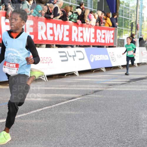 25.04.2025 - Das Zehntel Lena Gebhardt http://msf.ph/oto/7781115 26.04.2025 08:51:42 Ziel 1112, 1113, 1171, 1177, 1488, 1546, 1621, 1757, 1781, 1787, 1922, 1943, 2010, 2213, 2309, 2348, 2481, 2505, 2621, 2644, 2667, 2672, 2684, 2700, 2779, 2848, 2853, 2907, 2914, 2919, 2960, 2975, 3049, 3066, 3097, 3099, 3188, 3415, 3486, 3538, 3710, 3720, 3808, 3856, 3873, 3877 meine-sportfotos.de