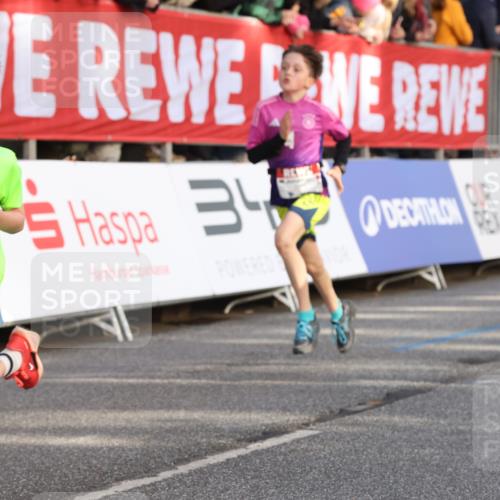 25.04.2025 - Das Zehntel Lena Gebhardt http://msf.ph/oto/7781335 26.04.2025 08:51:47 Ziel 1112, 1113, 1171, 1177, 1232, 1488, 1546, 1621, 1757, 1788, 1943, 2010, 2213, 2309, 2348, 2481, 2505, 2621, 2644, 2684, 2700, 2779, 2848, 2853, 2907, 2914, 2919, 2960, 2975, 3049, 3066, 3097, 3099, 3188, 3404, 3415, 3486, 3538, 3720, 3808, 3856, 3873, 3877 meine-sportfotos.de