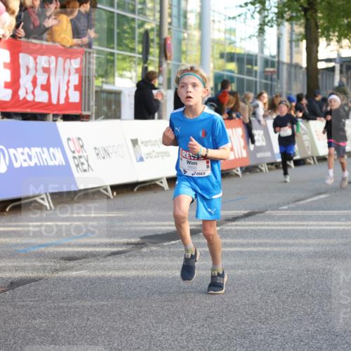 25.04.2025 - Das Zehntel Lena Gebhardt http://msf.ph/oto/7781746 26.04.2025 08:51:55 Ziel 1112, 1113, 1171, 1177, 1207, 1208, 1232, 1245, 1546, 1621, 1654, 1757, 1788, 1939, 1943, 2010, 2015, 2149, 2161, 2213, 2348, 2481, 2505, 2621, 2644, 2684, 2700, 2779, 2848, 2853, 2907, 2960, 2975, 3049, 3060, 3066, 3188, 3404, 3450, 3486, 3516, 3530, 3538, 3595, 3720, 3856, 3873, 3877 meine-sportfotos.de