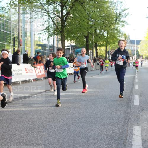 25.04.2025 - Das Zehntel Lena Gebhardt http://msf.ph/oto/7781852 26.04.2025 08:51:57 Ziel 1112, 1113, 1171, 1177, 1207, 1208, 1232, 1245, 1546, 1621, 1654, 1788, 1939, 1943, 2010, 2015, 2149, 2161, 2213, 2348, 2355, 2481, 2505, 2621, 2644, 2684, 2700, 2779, 2853, 2907, 2960, 2975, 3049, 3060, 3066, 3160, 3212, 3404, 3450, 3486, 3516, 3530, 3538, 3595, 3720, 3856, 3873 meine-sportfotos.de