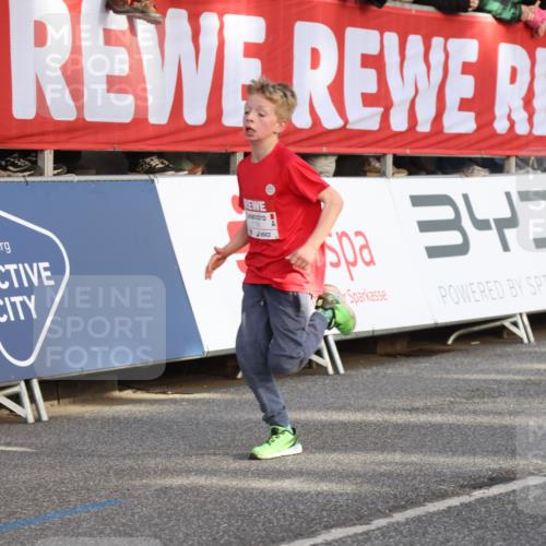 25.04.2025 - Das Zehntel Lena Gebhardt http://msf.ph/oto/7782312 26.04.2025 08:52:09 Ziel 1112, 1122, 1166, 1171, 1176, 1188, 1207, 1208, 1232, 1245, 1418, 1621, 1654, 1788, 1939, 2015, 2023, 2149, 2161, 2216, 2355, 2364, 2481, 2804, 2859, 2886, 3060, 3160, 3161, 3171, 3212, 3404, 3407, 3450, 3496, 3516, 3530, 3595, 3720, 3822, 3856, 3873 meine-sportfotos.de