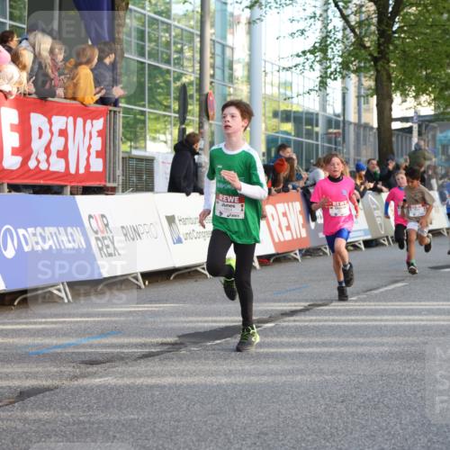 25.04.2025 - Das Zehntel Lena Gebhardt http://msf.ph/oto/7782330 26.04.2025 08:52:11 Ziel 1112, 1122, 1166, 1176, 1188, 1207, 1208, 1232, 1245, 1418, 1654, 1788, 1939, 1979, 2015, 2023, 2029, 2149, 2161, 2216, 2355, 2364, 2804, 2859, 2886, 3060, 3160, 3161, 3171, 3212, 3404, 3407, 3450, 3496, 3516, 3530, 3595, 3720, 3822, 3873 meine-sportfotos.de