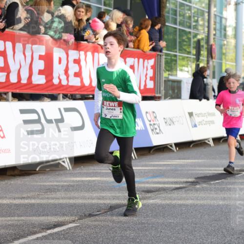 25.04.2025 - Das Zehntel Lena Gebhardt http://msf.ph/oto/7782390 26.04.2025 08:52:11 Ziel 1112, 1122, 1166, 1176, 1188, 1207, 1208, 1232, 1245, 1418, 1654, 1788, 1939, 1979, 2015, 2023, 2029, 2149, 2161, 2216, 2355, 2364, 2804, 2859, 2886, 3060, 3160, 3161, 3171, 3212, 3404, 3407, 3450, 3496, 3516, 3530, 3595, 3720, 3822, 3873 meine-sportfotos.de