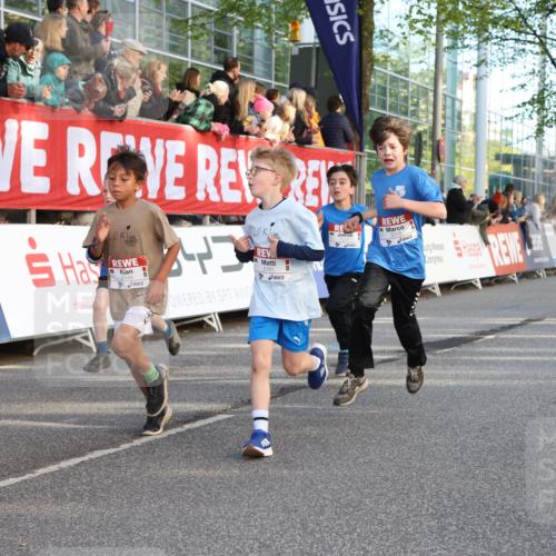25.04.2025 - Das Zehntel Lena Gebhardt http://msf.ph/oto/7782534 26.04.2025 08:52:15 Ziel 1122, 1127, 1166, 1176, 1188, 1207, 1208, 1232, 1245, 1418, 1654, 1788, 1939, 1979, 2015, 2023, 2029, 2149, 2161, 2216, 2355, 2364, 2804, 2859, 2886, 3060, 3085, 3160, 3161, 3171, 3212, 3404, 3407, 3450, 3496, 3516, 3530, 3595, 3720, 3822 meine-sportfotos.de