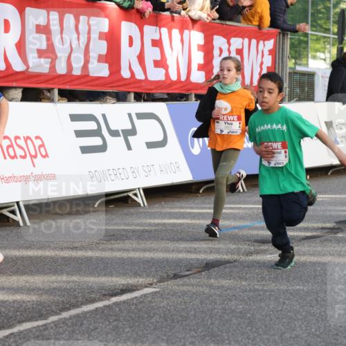 25.04.2025 - Das Zehntel Lena Gebhardt http://msf.ph/oto/7783218 26.04.2025 08:52:30 Ziel 1108, 1122, 1127, 1166, 1176, 1188, 1245, 1418, 1568, 1752, 1761, 1979, 2023, 2029, 2187, 2216, 2275, 2355, 2364, 2464, 2500, 2804, 2859, 2886, 3063, 3085, 3088, 3102, 3160, 3161, 3171, 3178, 3212, 3225, 3407, 3462, 3467, 3496, 3499, 3592, 3603, 3617, 3822, 3884, 3921, 3944 meine-sportfotos.de