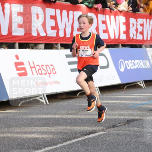 25.04.2025 - Das Zehntel Lena Gebhardt http://msf.ph/oto/7783324 26.04.2025 08:52:34 Ziel 1108, 1122, 1127, 1166, 1176, 1188, 1418, 1541, 1568, 1752, 1761, 1979, 2023, 2029, 2187, 2194, 2216, 2275, 2364, 2464, 2500, 2628, 2804, 2859, 2886, 3063, 3085, 3088, 3102, 3110, 3161, 3171, 3178, 3225, 3407, 3409, 3462, 3467, 3496, 3499, 3592, 3599, 3603, 3617, 3811, 3822, 3884, 3921, 3944 meine-sportfotos.de