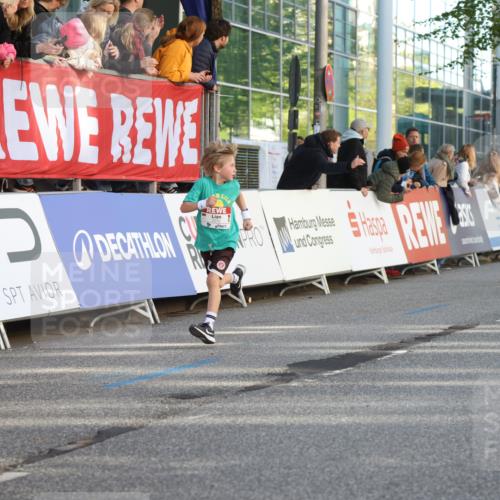 25.04.2025 - Das Zehntel Lena Gebhardt http://msf.ph/oto/7783713 26.04.2025 08:52:43 Ziel 1108, 1122, 1127, 1229, 1453, 1541, 1568, 1752, 1761, 1979, 2025, 2029, 2170, 2187, 2191, 2194, 2212, 2275, 2464, 2471, 2500, 2628, 2706, 2804, 2826, 3038, 3042, 3063, 3085, 3088, 3095, 3102, 3104, 3110, 3178, 3225, 3409, 3462, 3467, 3499, 3592, 3599, 3603, 3611, 3617, 3781, 3811, 3870, 3884, 3921, 3941, 3944 meine-sportfotos.de