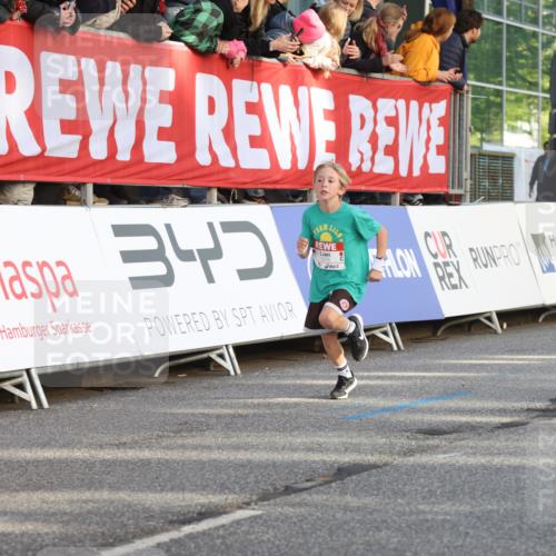 25.04.2025 - Das Zehntel Lena Gebhardt http://msf.ph/oto/7783728 26.04.2025 08:52:44 Ziel 1108, 1127, 1229, 1453, 1541, 1568, 1752, 1761, 1803, 1979, 2025, 2029, 2170, 2187, 2191, 2194, 2212, 2275, 2464, 2471, 2500, 2628, 2706, 2826, 3038, 3042, 3063, 3085, 3088, 3095, 3102, 3104, 3110, 3178, 3225, 3409, 3462, 3467, 3499, 3592, 3599, 3603, 3611, 3617, 3781, 3805, 3811, 3870, 3884, 3921, 3941, 3944 meine-sportfotos.de