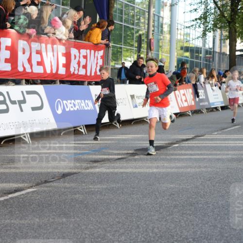 25.04.2025 - Das Zehntel Lena Gebhardt http://msf.ph/oto/7783821 26.04.2025 08:52:45 Ziel 1108, 1127, 1229, 1453, 1541, 1568, 1752, 1761, 1803, 1979, 2025, 2029, 2170, 2187, 2191, 2194, 2212, 2275, 2464, 2471, 2500, 2628, 2653, 2706, 2826, 3038, 3042, 3063, 3085, 3088, 3095, 3102, 3104, 3110, 3178, 3225, 3409, 3462, 3467, 3499, 3592, 3599, 3603, 3611, 3617, 3781, 3805, 3811, 3870, 3884, 3921, 3941, 3944 meine-sportfotos.de