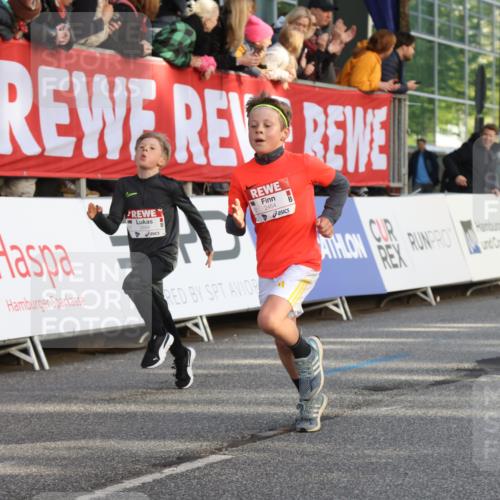 25.04.2025 - Das Zehntel Lena Gebhardt http://msf.ph/oto/7783850 26.04.2025 08:52:46 Ziel 1108, 1127, 1229, 1453, 1541, 1568, 1752, 1761, 1803, 1921, 2025, 2170, 2187, 2191, 2194, 2212, 2275, 2464, 2471, 2500, 2628, 2653, 2706, 2733, 2826, 3038, 3042, 3063, 3085, 3088, 3095, 3102, 3104, 3110, 3178, 3225, 3409, 3462, 3467, 3499, 3592, 3599, 3603, 3611, 3617, 3781, 3787, 3805, 3811, 3870, 3884, 3921, 3941, 3944 meine-sportfotos.de