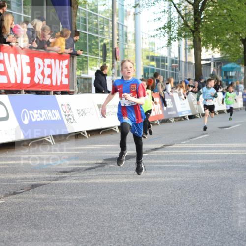 25.04.2025 - Das Zehntel Lena Gebhardt http://msf.ph/oto/7783975 26.04.2025 08:52:49 Ziel 1108, 1229, 1453, 1541, 1568, 1752, 1761, 1803, 1921, 1984, 2025, 2170, 2187, 2191, 2194, 2212, 2275, 2464, 2471, 2500, 2628, 2653, 2706, 2733, 2826, 3038, 3042, 3063, 3085, 3088, 3095, 3102, 3104, 3110, 3178, 3225, 3409, 3462, 3467, 3499, 3532, 3592, 3599, 3603, 3611, 3617, 3722, 3781, 3787, 3805, 3811, 3870, 3884, 3921, 3941, 3944 meine-sportfotos.de