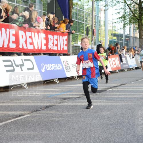 25.04.2025 - Das Zehntel Lena Gebhardt http://msf.ph/oto/7783988 26.04.2025 08:52:49 Ziel 1108, 1229, 1453, 1541, 1568, 1752, 1761, 1803, 1921, 1984, 2025, 2170, 2187, 2191, 2194, 2212, 2275, 2464, 2471, 2500, 2628, 2653, 2706, 2733, 2826, 3038, 3042, 3063, 3085, 3088, 3095, 3102, 3104, 3110, 3178, 3225, 3409, 3462, 3467, 3499, 3532, 3592, 3599, 3603, 3611, 3617, 3722, 3781, 3787, 3805, 3811, 3870, 3884, 3921, 3941, 3944 meine-sportfotos.de