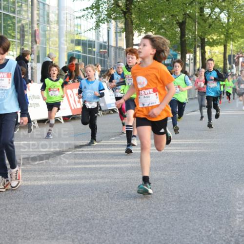 25.04.2025 - Das Zehntel Lena Gebhardt http://msf.ph/oto/7784287 26.04.2025 08:52:56 Ziel 1108, 1229, 1453, 1478, 1479, 1541, 1568, 1665, 1778, 1803, 1921, 1933, 1944, 1984, 2025, 2035, 2170, 2191, 2194, 2212, 2471, 2500, 2590, 2628, 2645, 2653, 2694, 2706, 2733, 2826, 3038, 3042, 3053, 3064, 3095, 3102, 3104, 3110, 3173, 3178, 3409, 3462, 3499, 3524, 3532, 3592, 3599, 3603, 3611, 3617, 3719, 3722, 3729, 3781, 3787, 3805, 3811, 3870, 3921, 3941, 3944 meine-sportfotos.de
