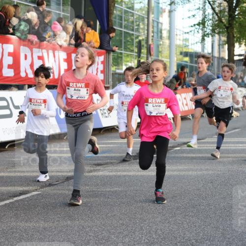 25.04.2025 - Das Zehntel Lena Gebhardt http://msf.ph/oto/7784454 26.04.2025 08:53:00 Ziel 1094, 1229, 1241, 1264, 1453, 1478, 1479, 1541, 1568, 1636, 1665, 1778, 1803, 1921, 1933, 1944, 1984, 2013, 2025, 2035, 2170, 2191, 2194, 2212, 2366, 2471, 2499, 2590, 2599, 2628, 2645, 2653, 2694, 2706, 2733, 2826, 2861, 3038, 3042, 3053, 3064, 3095, 3102, 3104, 3110, 3173, 3178, 3409, 3411, 3462, 3499, 3507, 3519, 3524, 3532, 3592, 3599, 3603, 3611, 3617, 3719, 3722, 3729, 3781, 3787, 3805, 3811, 3870, 3921, 3941 meine-sportfotos.de