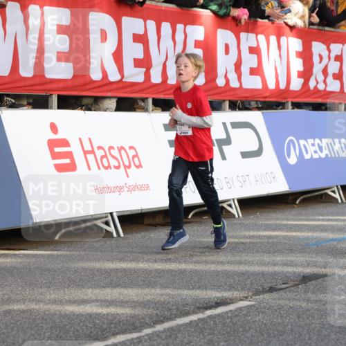 25.04.2025 - Das Zehntel Lena Gebhardt http://msf.ph/oto/7784531 26.04.2025 08:53:02 Ziel 1094, 1229, 1241, 1264, 1453, 1478, 1479, 1541, 1568, 1636, 1665, 1778, 1803, 1921, 1933, 1944, 1984, 2013, 2025, 2035, 2104, 2170, 2191, 2194, 2212, 2366, 2471, 2499, 2590, 2599, 2628, 2645, 2653, 2694, 2706, 2733, 2826, 2861, 2868, 2870, 3038, 3042, 3053, 3064, 3095, 3104, 3110, 3173, 3178, 3409, 3411, 3462, 3507, 3519, 3524, 3532, 3592, 3599, 3603, 3611, 3617, 3719, 3722, 3729, 3781, 3787, 3805, 3811, 3850, 3870, 3921, 3941 meine-sportfotos.de