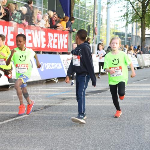 25.04.2025 - Das Zehntel Lena Gebhardt http://msf.ph/oto/7784643 26.04.2025 08:53:05 Ziel 1094, 1229, 1241, 1264, 1453, 1478, 1479, 1541, 1636, 1665, 1739, 1778, 1803, 1921, 1925, 1933, 1944, 1984, 2013, 2025, 2035, 2104, 2134, 2170, 2191, 2194, 2212, 2366, 2471, 2499, 2590, 2599, 2628, 2645, 2653, 2694, 2706, 2733, 2826, 2861, 2868, 2870, 3038, 3042, 3053, 3064, 3095, 3104, 3110, 3129, 3173, 3409, 3411, 3429, 3507, 3519, 3524, 3532, 3599, 3611, 3719, 3722, 3729, 3781, 3787, 3805, 3811, 3850, 3870, 3878, 3941 meine-sportfotos.de