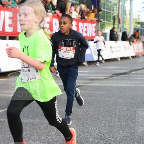 25.04.2025 - Das Zehntel Lena Gebhardt http://msf.ph/oto/7784671 26.04.2025 08:53:06 Ziel 1094, 1229, 1241, 1264, 1453, 1478, 1479, 1541, 1636, 1665, 1739, 1778, 1803, 1921, 1925, 1933, 1944, 1965, 1984, 2013, 2025, 2035, 2104, 2134, 2170, 2191, 2194, 2212, 2366, 2471, 2499, 2502, 2590, 2599, 2628, 2645, 2653, 2694, 2706, 2733, 2826, 2861, 2868, 2870, 3038, 3042, 3053, 3064, 3095, 3104, 3110, 3129, 3173, 3409, 3411, 3429, 3507, 3519, 3524, 3532, 3599, 3611, 3719, 3722, 3729, 3781, 3787, 3805, 3811, 3850, 3870, 3878, 3941 meine-sportfotos.de
