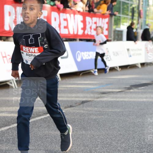 25.04.2025 - Das Zehntel Lena Gebhardt http://msf.ph/oto/7784677 26.04.2025 08:53:07 Ziel 1094, 1229, 1241, 1264, 1453, 1478, 1479, 1541, 1636, 1665, 1739, 1778, 1803, 1921, 1925, 1933, 1944, 1965, 1984, 2013, 2025, 2035, 2104, 2134, 2170, 2191, 2194, 2212, 2366, 2471, 2499, 2502, 2590, 2599, 2628, 2645, 2653, 2694, 2706, 2733, 2826, 2861, 2868, 2870, 3038, 3042, 3053, 3064, 3095, 3104, 3110, 3129, 3173, 3179, 3411, 3429, 3507, 3519, 3524, 3532, 3599, 3611, 3719, 3722, 3729, 3781, 3787, 3805, 3811, 3850, 3870, 3878, 3941 meine-sportfotos.de