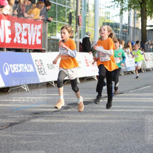 25.04.2025 - Das Zehntel Lena Gebhardt http://msf.ph/oto/7784706 26.04.2025 08:53:08 Ziel 1094, 1229, 1241, 1264, 1453, 1478, 1479, 1541, 1636, 1665, 1739, 1778, 1803, 1921, 1925, 1933, 1944, 1965, 1984, 2013, 2025, 2035, 2104, 2134, 2170, 2191, 2212, 2366, 2471, 2499, 2502, 2590, 2599, 2628, 2645, 2653, 2694, 2706, 2733, 2826, 2861, 2868, 2870, 3038, 3042, 3053, 3064, 3095, 3104, 3110, 3129, 3173, 3179, 3411, 3429, 3507, 3519, 3524, 3532, 3611, 3719, 3722, 3729, 3781, 3787, 3805, 3811, 3850, 3870, 3878, 3885, 3941 meine-sportfotos.de