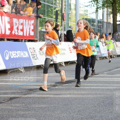 25.04.2025 - Das Zehntel Lena Gebhardt http://msf.ph/oto/7784714 26.04.2025 08:53:08 Ziel 1094, 1229, 1241, 1264, 1453, 1478, 1479, 1541, 1636, 1665, 1739, 1778, 1803, 1921, 1925, 1933, 1944, 1965, 1984, 2013, 2025, 2035, 2104, 2134, 2170, 2191, 2212, 2366, 2471, 2499, 2502, 2590, 2599, 2628, 2645, 2653, 2694, 2706, 2733, 2826, 2861, 2868, 2870, 3038, 3042, 3053, 3064, 3095, 3104, 3110, 3129, 3173, 3179, 3411, 3429, 3507, 3519, 3524, 3532, 3611, 3719, 3722, 3729, 3781, 3787, 3805, 3811, 3850, 3870, 3878, 3885, 3941 meine-sportfotos.de