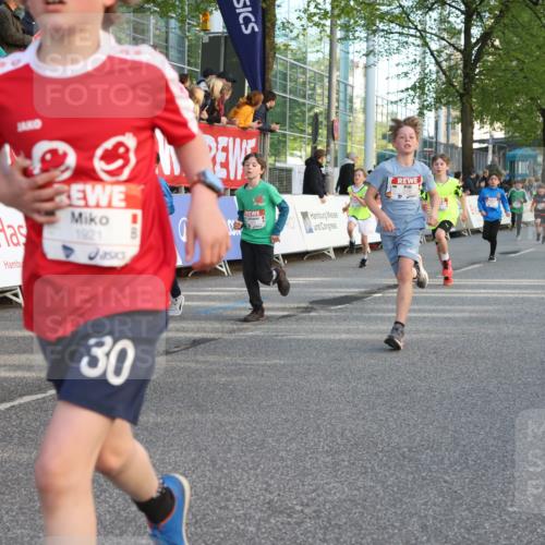 25.04.2025 - Das Zehntel Lena Gebhardt http://msf.ph/oto/7784770 26.04.2025 08:53:09 Ziel 1094, 1229, 1241, 1264, 1453, 1478, 1479, 1636, 1665, 1739, 1778, 1803, 1921, 1925, 1933, 1944, 1965, 1984, 2013, 2025, 2035, 2104, 2134, 2170, 2191, 2212, 2366, 2471, 2499, 2502, 2590, 2599, 2626, 2645, 2653, 2694, 2706, 2733, 2826, 2861, 2868, 2870, 3038, 3042, 3053, 3064, 3095, 3104, 3110, 3129, 3173, 3179, 3326, 3411, 3429, 3507, 3519, 3524, 3532, 3611, 3719, 3722, 3729, 3781, 3787, 3805, 3811, 3850, 3870, 3878, 3885, 3941 meine-sportfotos.de