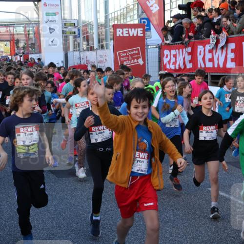 25.04.2025 - Das Zehntel Yannick Fuchs http://msf.ph/oto/7794730 26.04.2025 08:32:09 Allgemein zum Event 600, 800, 2728, 2709, 42345, 00, 2344, 00, 2739, 1665 meine-sportfotos.de